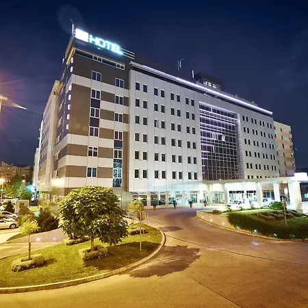 Hotel In 4*