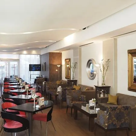 Hotel In 4*